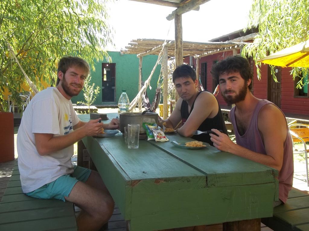 Hostel Covadonga La Pedrera Zewnętrze zdjęcie